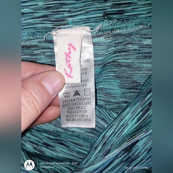 Capris - Picture 2 of 3